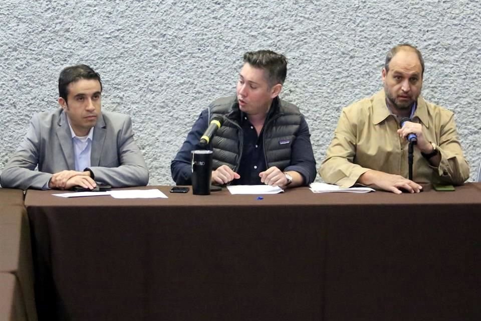 La convocatoria, emitida por el presidente de la Comisión, Arturo Bonifacio de la Garza, establece como único asunto a tratar el expediente 11841.
