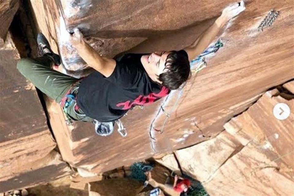 Brad Gobright subió a Instagram esta fotografía en marzo cuando escaló en Indian Creek, Utah.