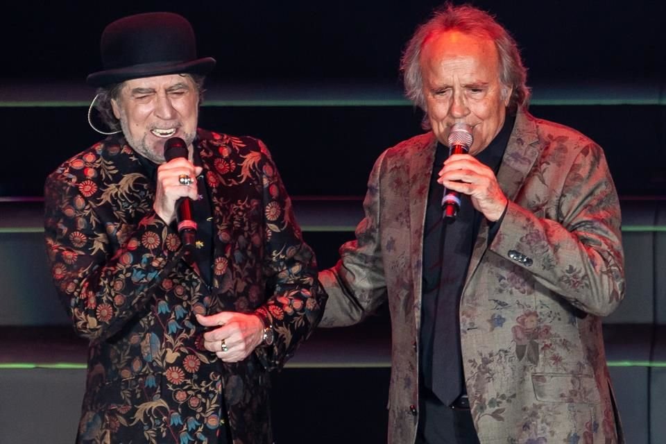 Joaquín Sabina y Joan Manuel Serrat complacieron al público con su buena dupla, sus chistes y su gran música.