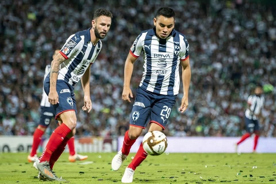 Miguel Layún jugó como suplente en el TSM Corona.
