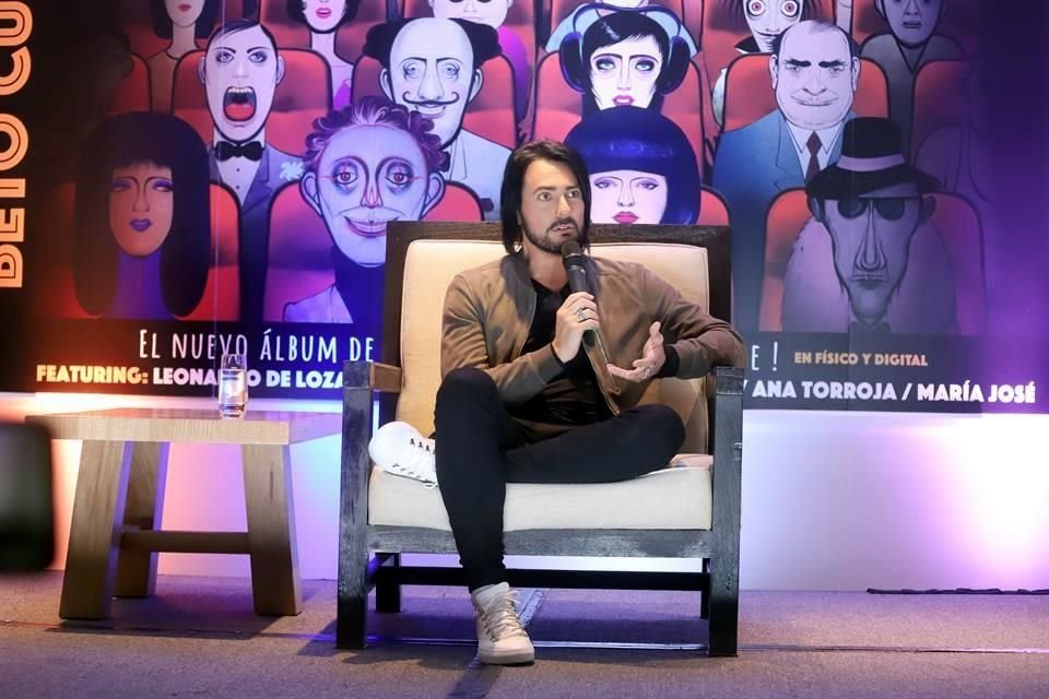 Beto Cuevas presentó su nuevo disco titulado 'Colateral'.