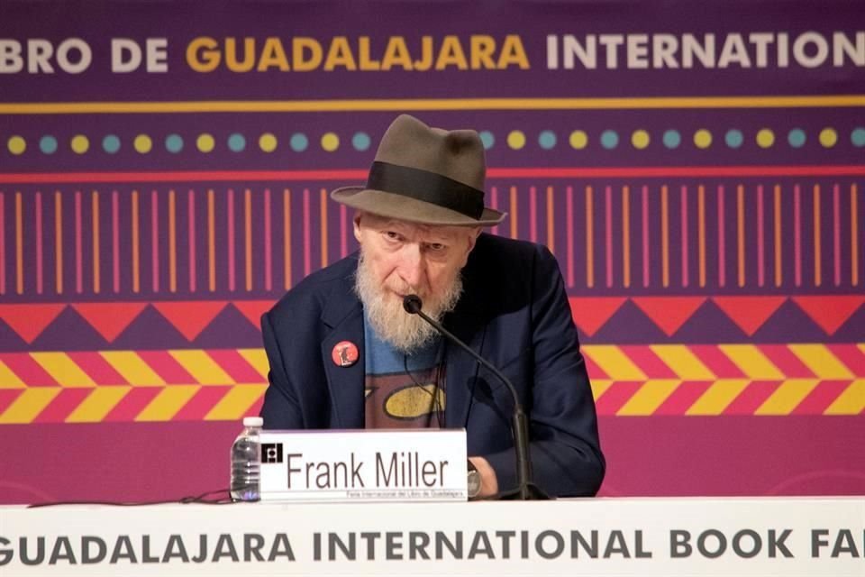 Frank Miller compartió su filosofía sobre la escritura, que lo llevó a ser uno de los pioneros en las historias oscuras dentro del mundo de los cómics.