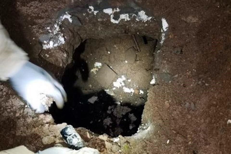 El pasado miércoles se dio a conocer un primer túnel descubierto también en colaboración con las autoridades mexicanas y que se extendía unos 20 pies hacia la frontera de Estados Unidos.