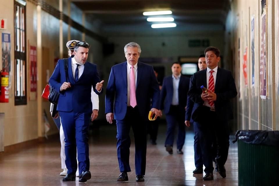 Fernández a su llegada a la Universidad de Buenos Aires.