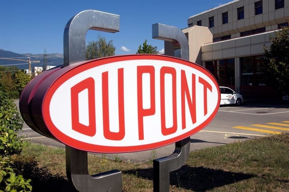 Los accionistas de DuPont obtendrán una participación del 55 por ciento en la nueva compañía.