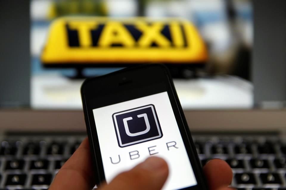 Uber habilitó opciones para los usuarios que quieran dar un apoyo monetario a conductores. 