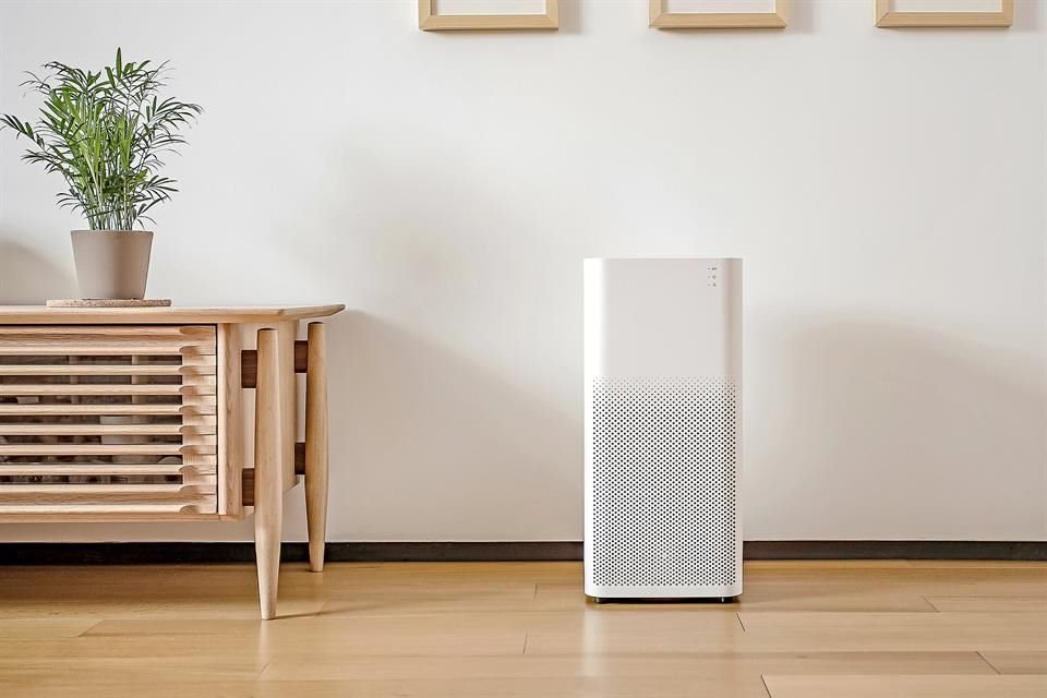 En 10 minutos tendrás aire purificado, libre del 99.97 por ciento de partículas contaminantes, polen y pelo de mascotas. El Xiaomi Mi Air Purifier 2H también tiene bajo consumo de energía.