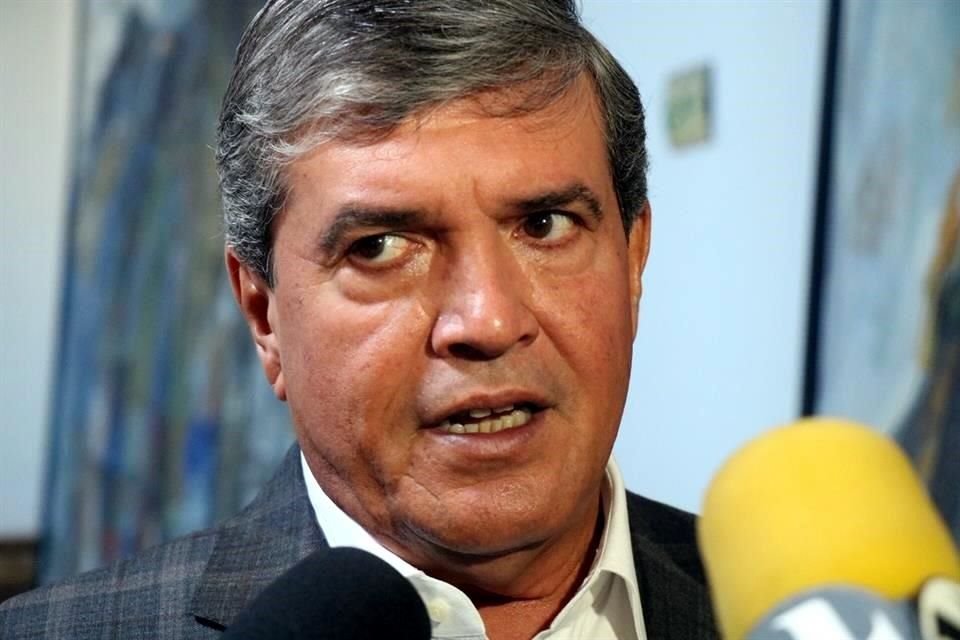 Manuel González, Secretario de Gobierno.