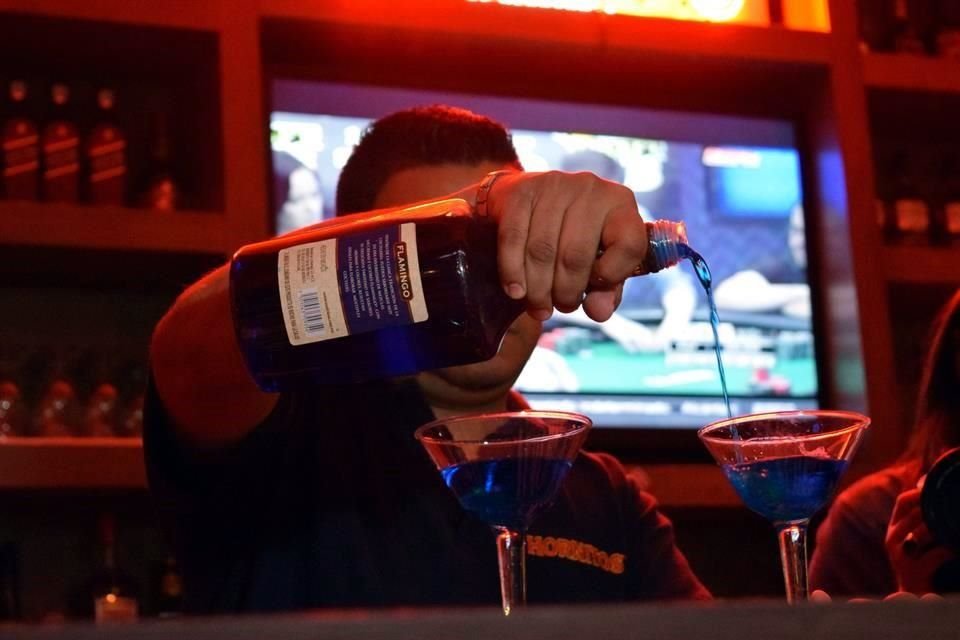 Para Moisés y 'Sandra', quien prefirió el anonimato, un tequila fue suficiente para perder la conciencia, descalabrarse y que les robaran.
