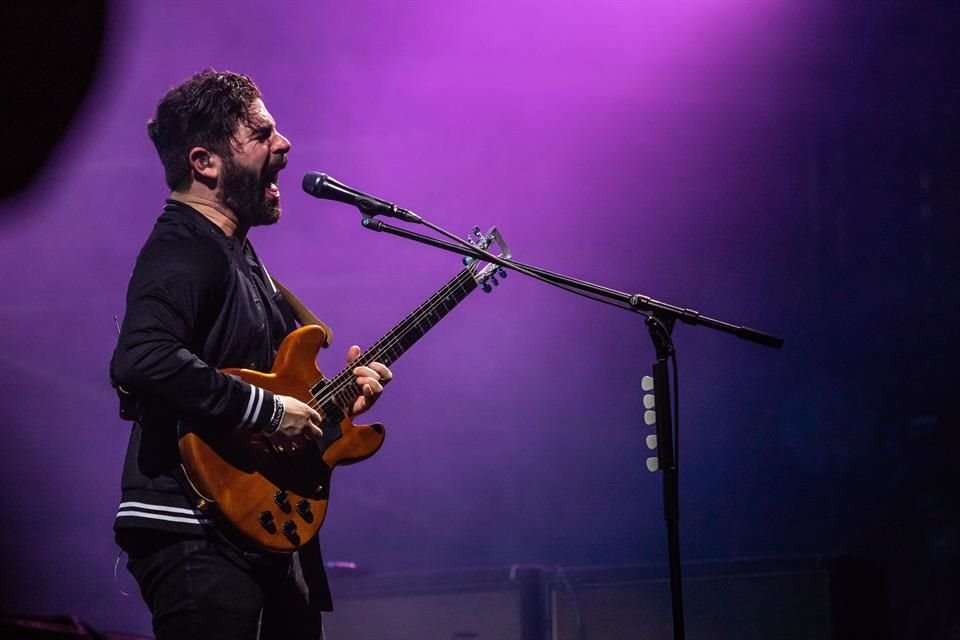 Foals compite por el Premio a Mejor Grupo.