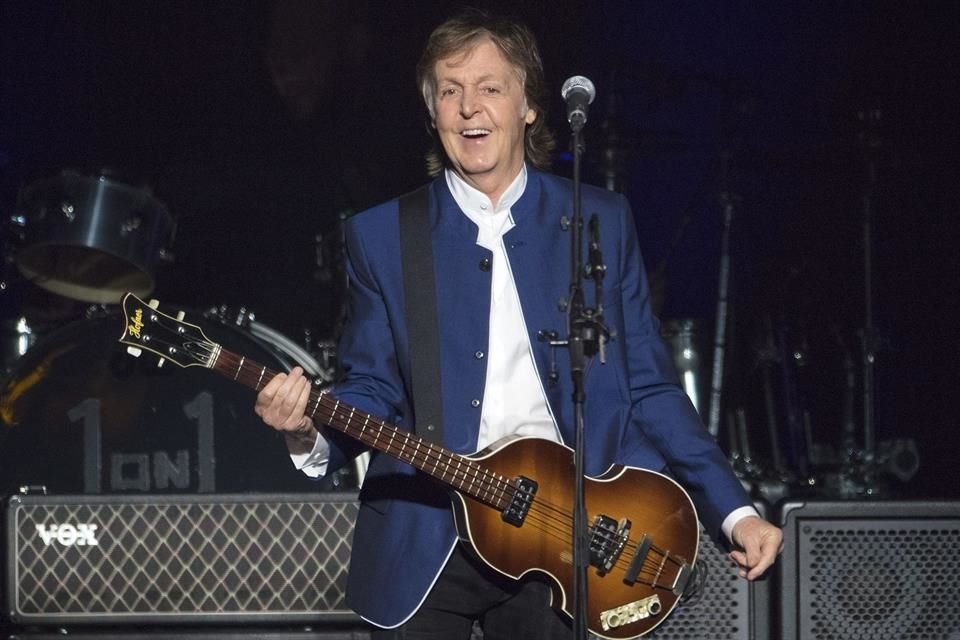 La guitarra robada Sunburst con la rúbrica de McCartney está valorada en unos 2 mil 100 dólares.