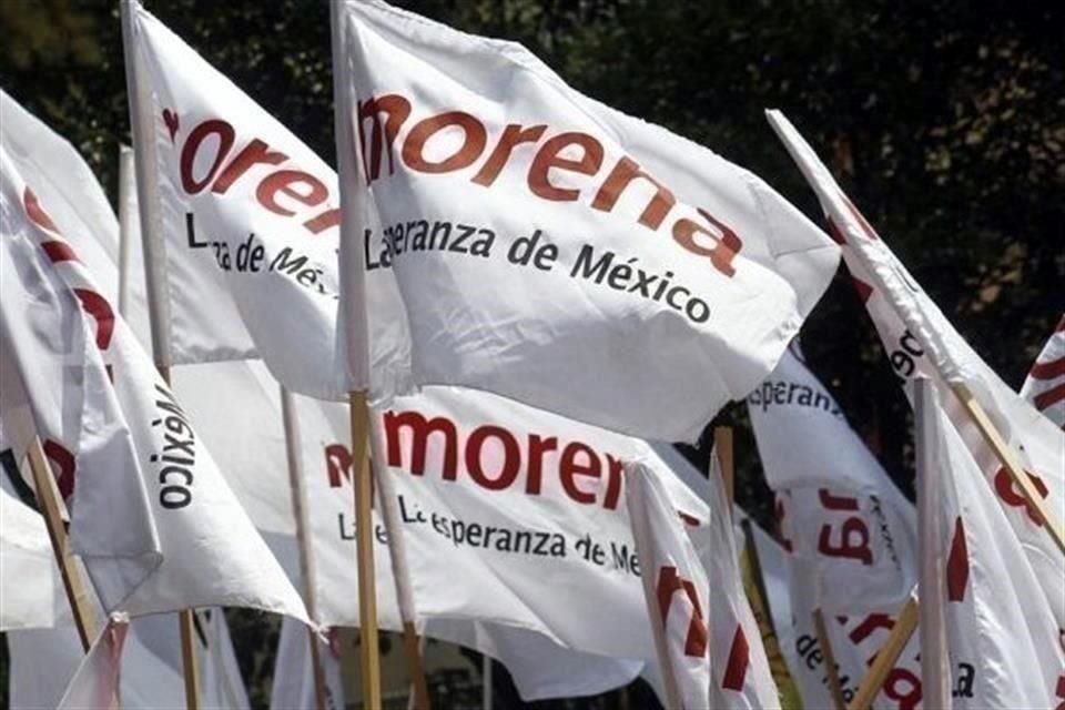Los intelectuales morenistas afirmaron que el partido está 'paralizado' por la pugna interna.