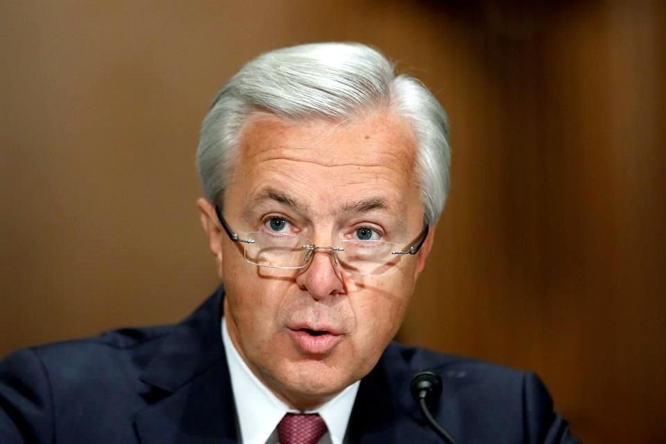 John Stumpf renunció en octubre de 2016 a su cargo como presidente ejecutivo de Wells Fargo.