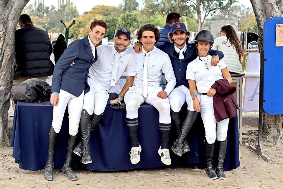 Carlos Masri, Víctor Herrera, Jerónimo Mills, Alfonso Gutiérrez y Puly Mills