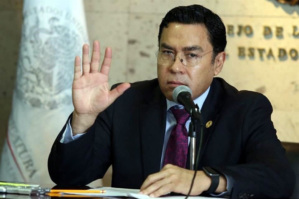 Luis Carlos Vega Pámanes, ex Presidente del Poder Judicial; su hijo, Luis Carlos Vega González, fue nombrado juez.