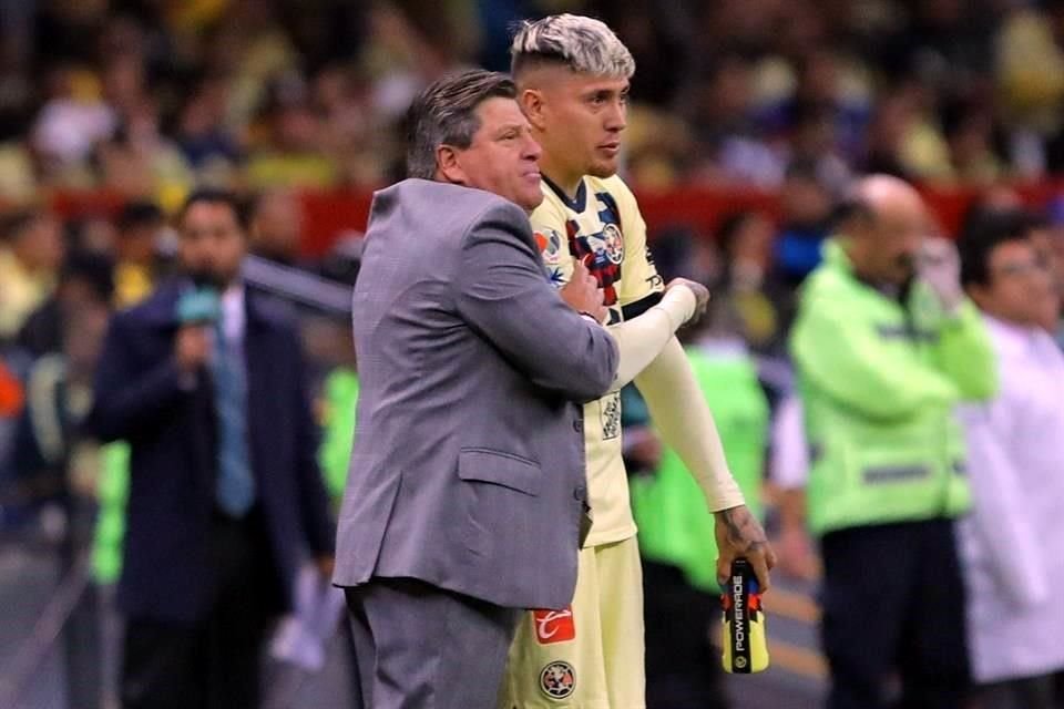 El técnico confía en que Castillo recuperará su mejor nivel.