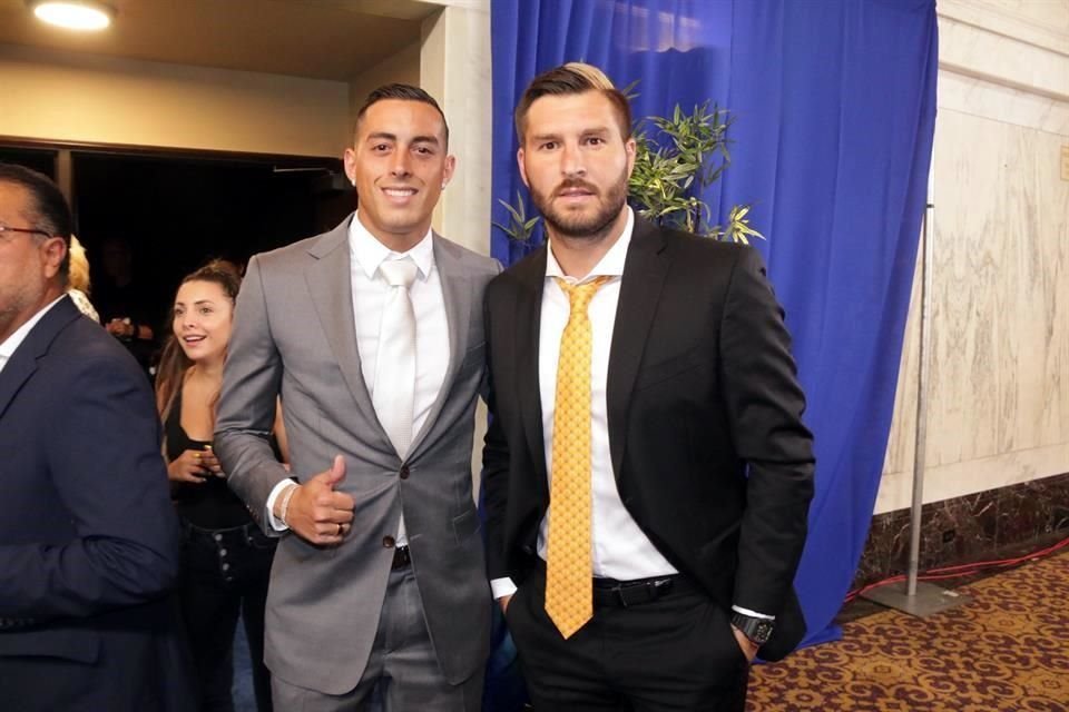 Funes Mori asegura que le pidió a Gignac tomarse una foto con él.