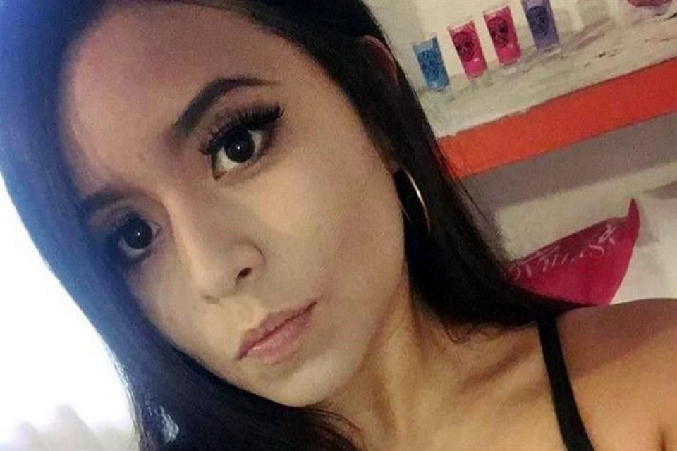 Atzhiri había subido al piso 9 del edificio Mulbar para tomar fotografías cuando fue asesinada, el 17 de octubre de 2019.