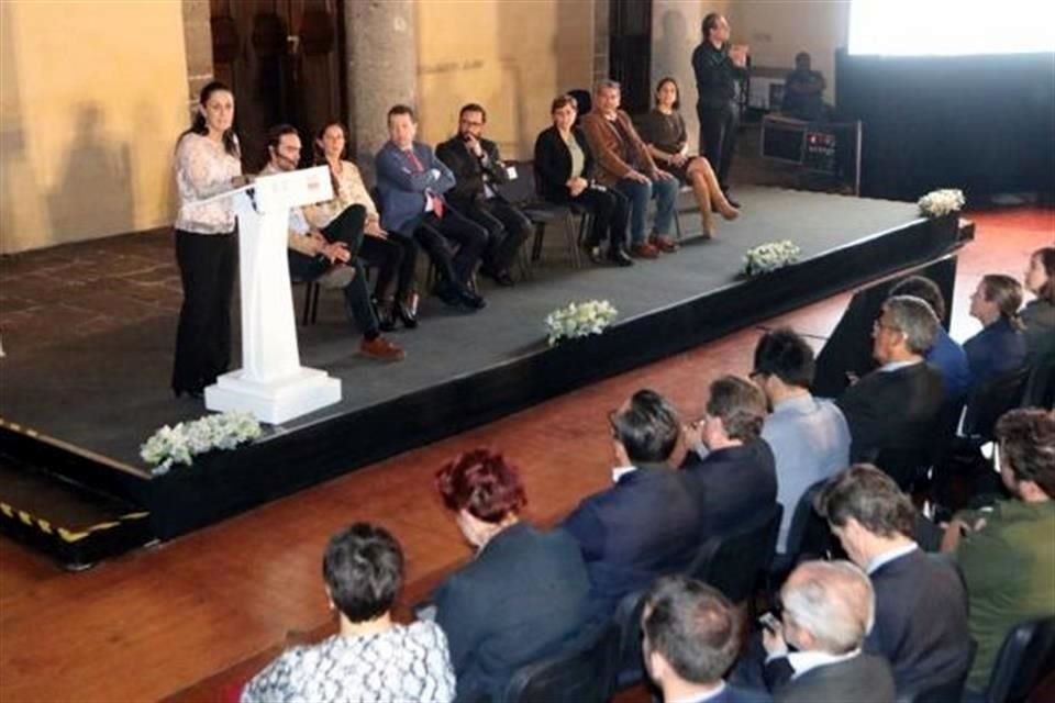 'Buscamos una visión distinta de Tacubaya, donde pongamos a sus habitantes como el sujeto central de este proyecto; en segundo, la transparencia', dijo la Jefa de Gobierno, Claudia Sheinbaum.