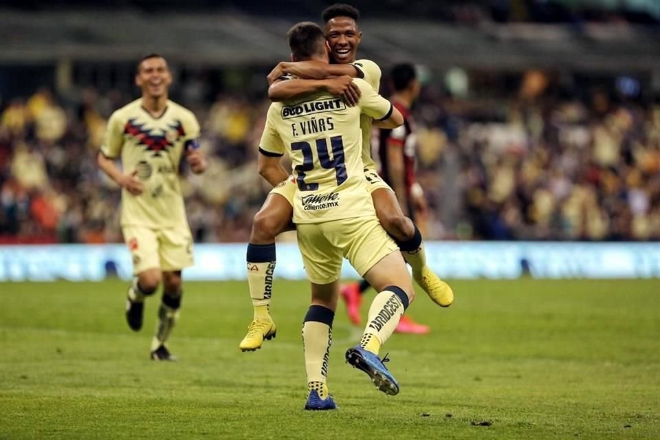 Viñas sumó sus primeros dos goles del torneo.