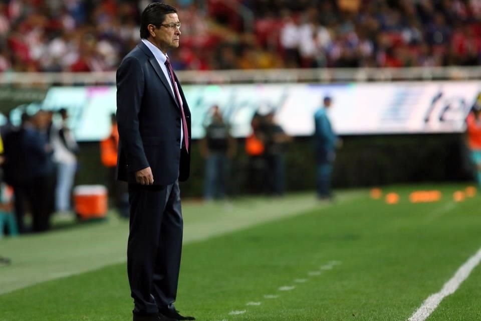 Tena confía en que Chivas estará en la Liguilla.