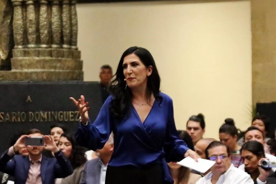 La senadora Kenia López, presidenta de la Comisión de Derechos Humanos.