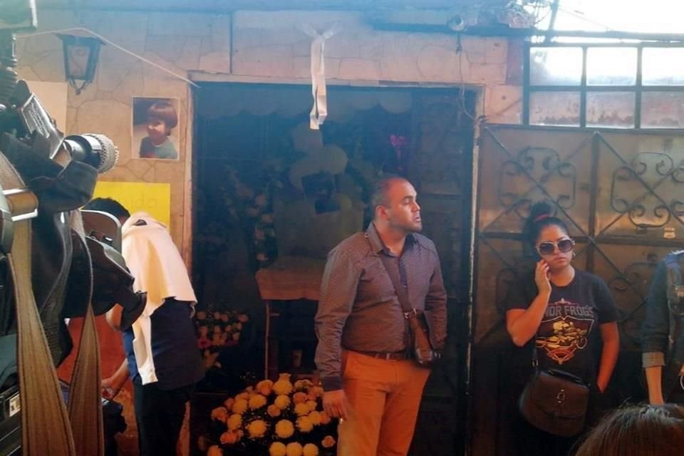 Familiares de Fátima y vecinos de Tulyehualco acuden al funeral de la menor, cuyo cuerpo fue hallado en una bolsa en Tláhuac.