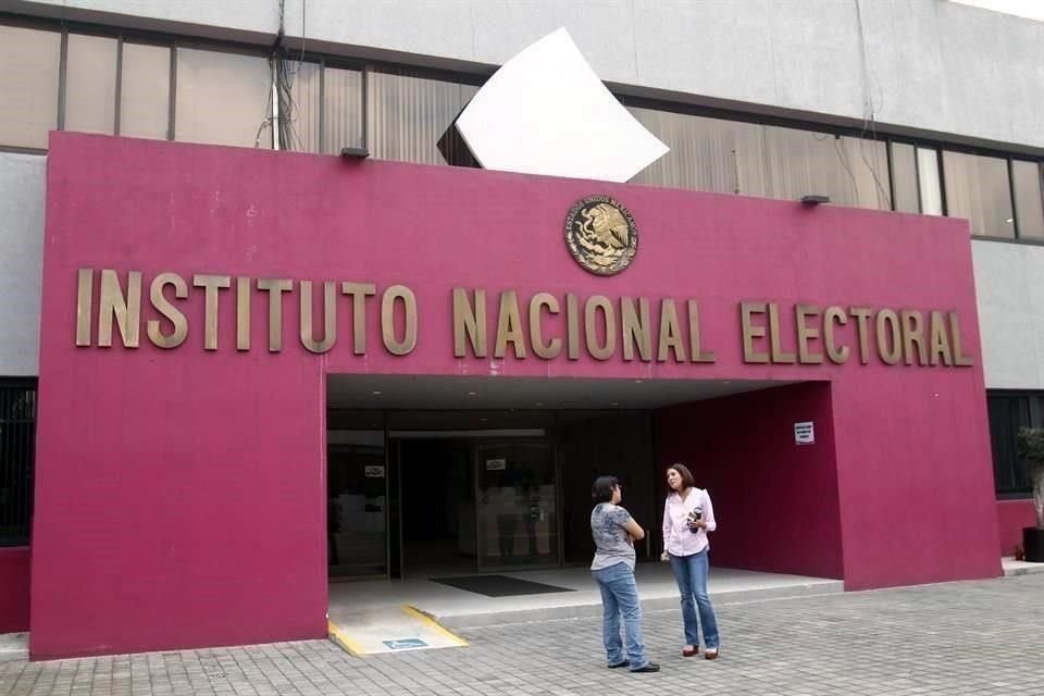 Hasta el momento, entre los padrones de institutos nacionales han encontrado 162 mil 955 duplicidades de simpatizantes.