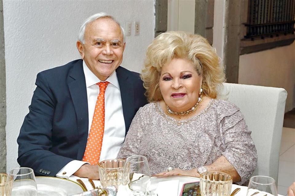 Jaime Lares y Cuquita Lares