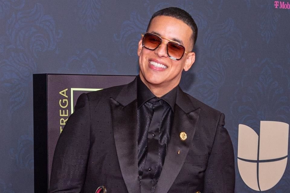 Daddy Yankee fue el mayor ganador de la noche con siete preseas.