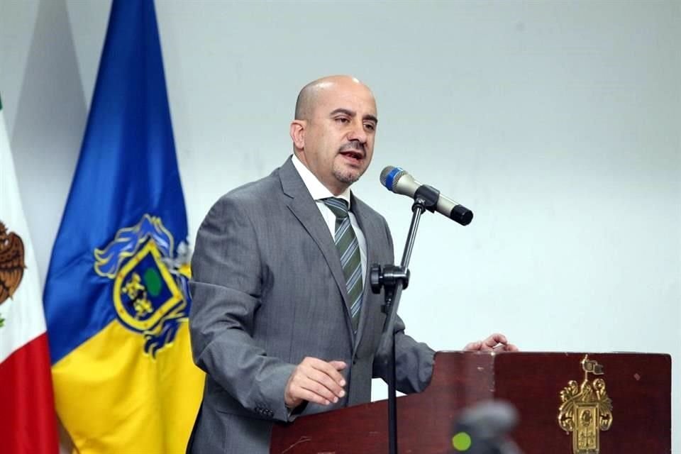Ismael del Toro, Alcalde de Guadalajara, aseguró que trabajaron con la Policía cibernética de la Fiscalía para identificar a quienes hayan enviado amenaza en Ceti Colomos.
