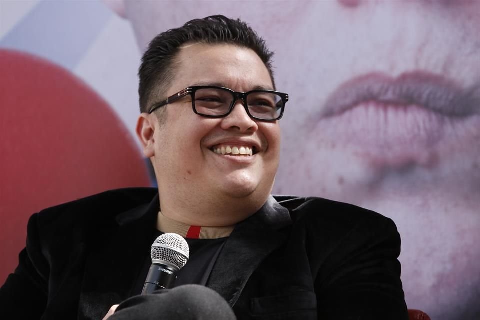 El standupero Franco Escamilla donó 400 mil pesos para comprar medicamentos para niños con cáncer y retó a otros colegas a hacer lo mismo.