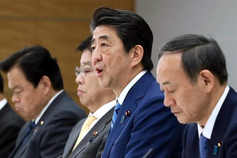 Japón cerrará todos los centros de enseñanza primaria y secundaria del país durante mes de marzo, para contener brote del nuevo coronavirus.