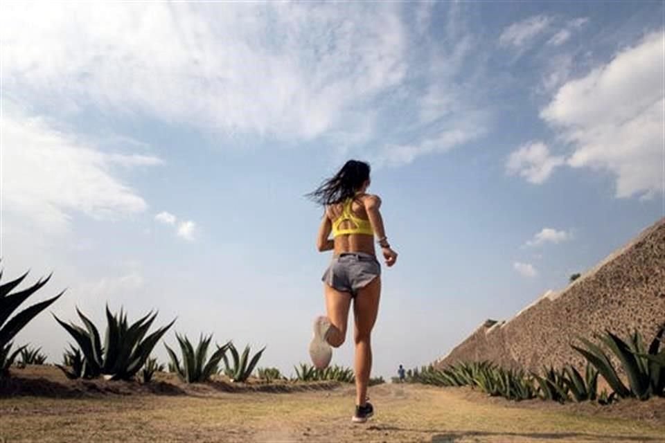 La ruta consta de 270 kilómetros de carrera en relevos durante dos días y una noche por seis estados de la República.