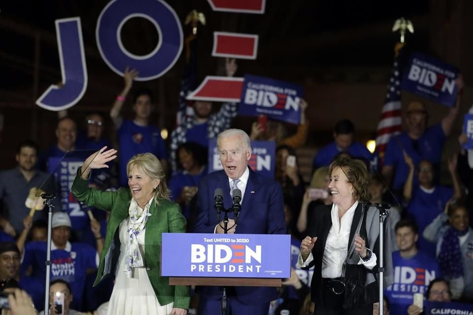 El ex Vicepresidente celebró anoche las victorias electorales en el 'súper martes', la más importante la de Texas.