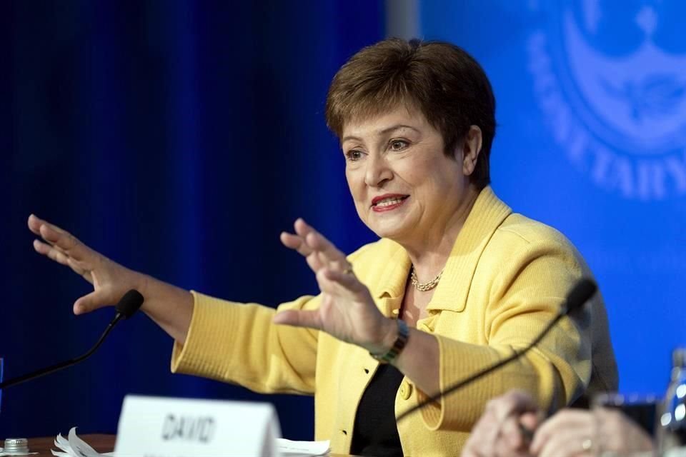 Kristalina Georgieva, dirigente general del FMI, aseguró que las mujeres son 'el pilar del crecimiento económico en Latinoamérica'.