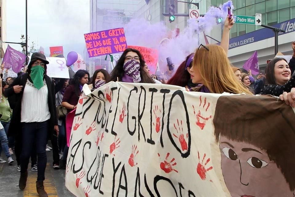 'Somos el grito de las que ya no tienen voz', fue una frase repetida en distintos letreros.