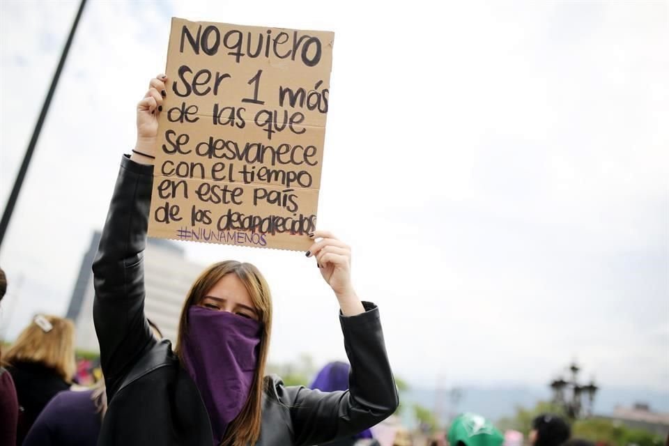 El movimiento #NiUnaMenos busca concientizar sobre la violencia de género y la impunidad.