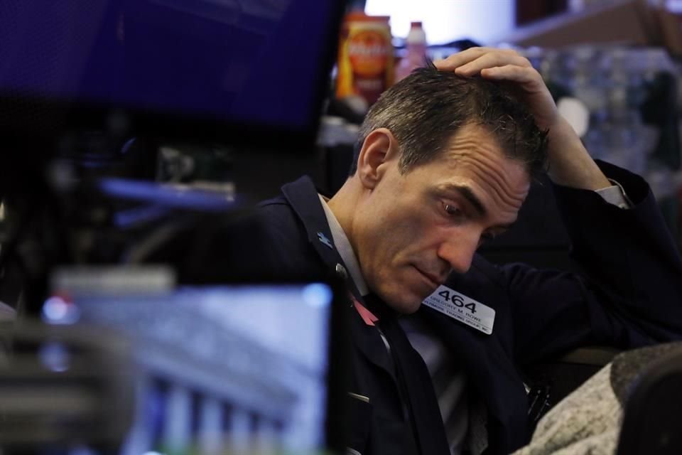 La minusvalía acumulada en la semana por el S&P 500 fue de 2.08 por ciento.