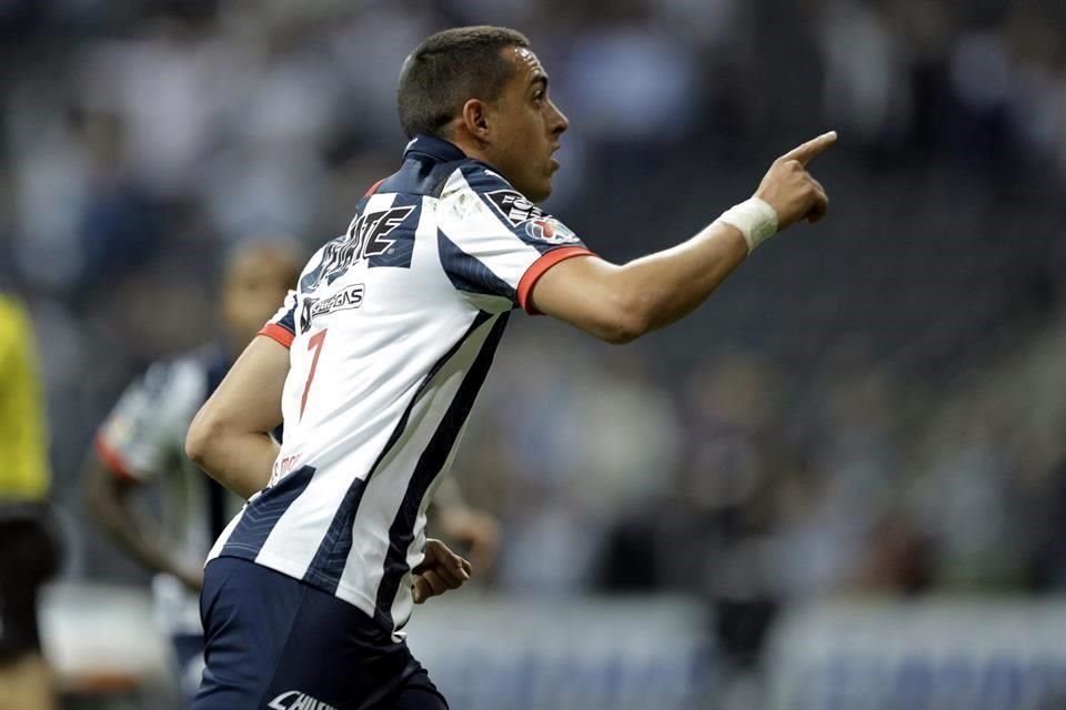 Rogelio Funes Mori puso al frente a los albiazules apenas al minuto 5.