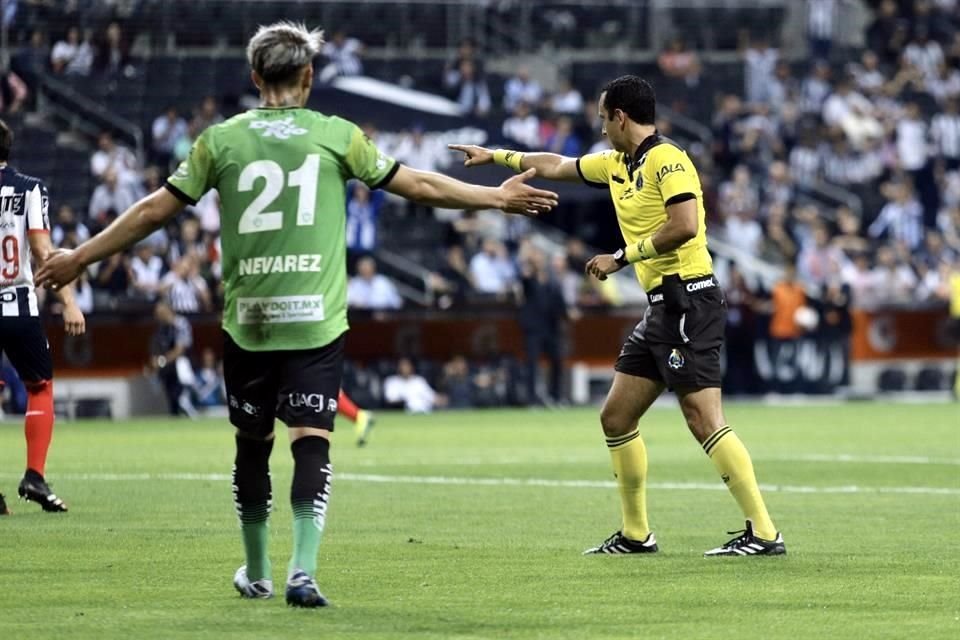 El Monterrey se anotó el segundo tanto gracias a un penal marcado al minuto 65.