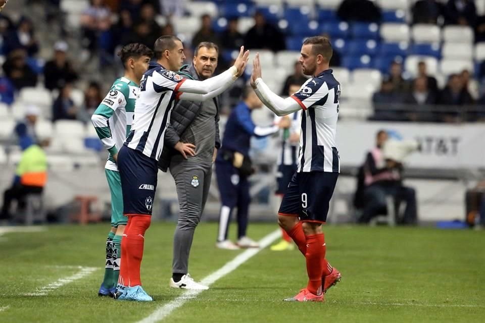 Funes Mori ni Janssen estarán ante las Chivas.