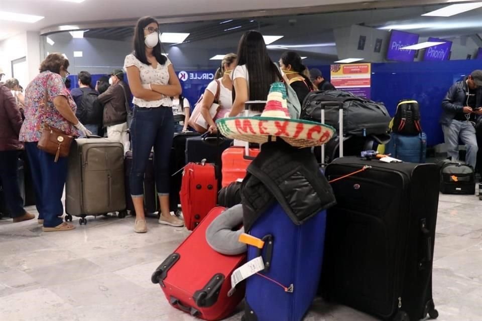 Los ecuatorianos denunciaron cancelaciones en las aerolíneas Copa Airlines, Interjet y Aeroméxico.