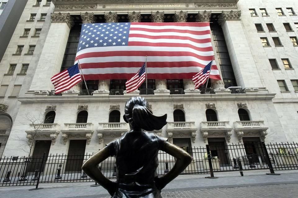 Wall Street tuvo un difícil arranque de semana.