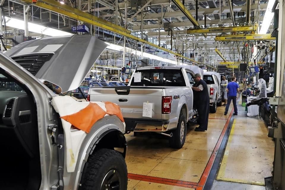 Ford tenía al 9 de abril alrededor de 30 mil millones de dólares en efectivo en su balance.