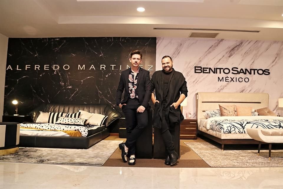 El showroom estaba dividido en dos partes: el lado izquierdo estaba dedicado a los muebles de Alfredo, y el derecho, a los de Benito.