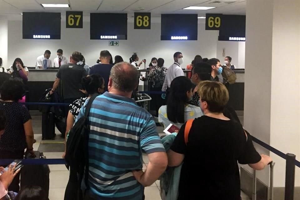 Ciudadanos de diferentes nacionalidades quedaron varados en Perú ante las restricciones que impuso el Gobierno.