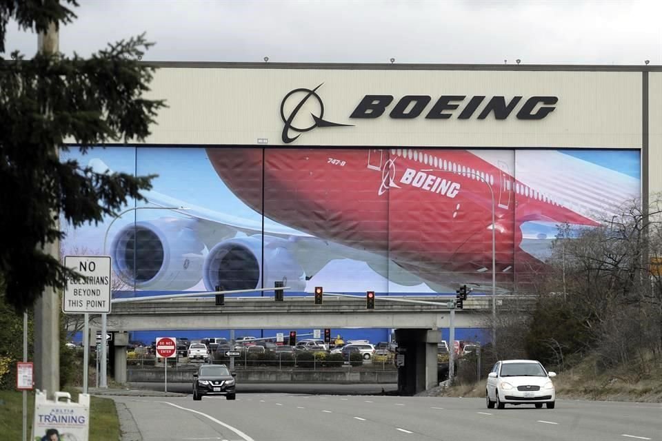 Ese recorte de unos 2 mil 500 puestos será la primera gran reducción de plantilla que Boeing haga desde 2017.