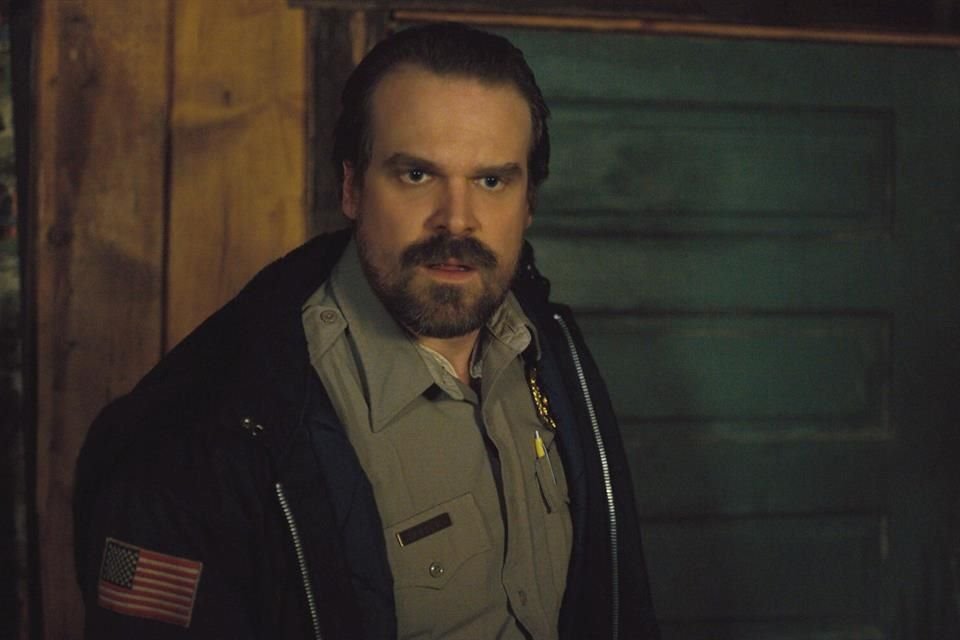 David Harbour interpreta al Jefe Jim Hopper en la serie de Netflix.