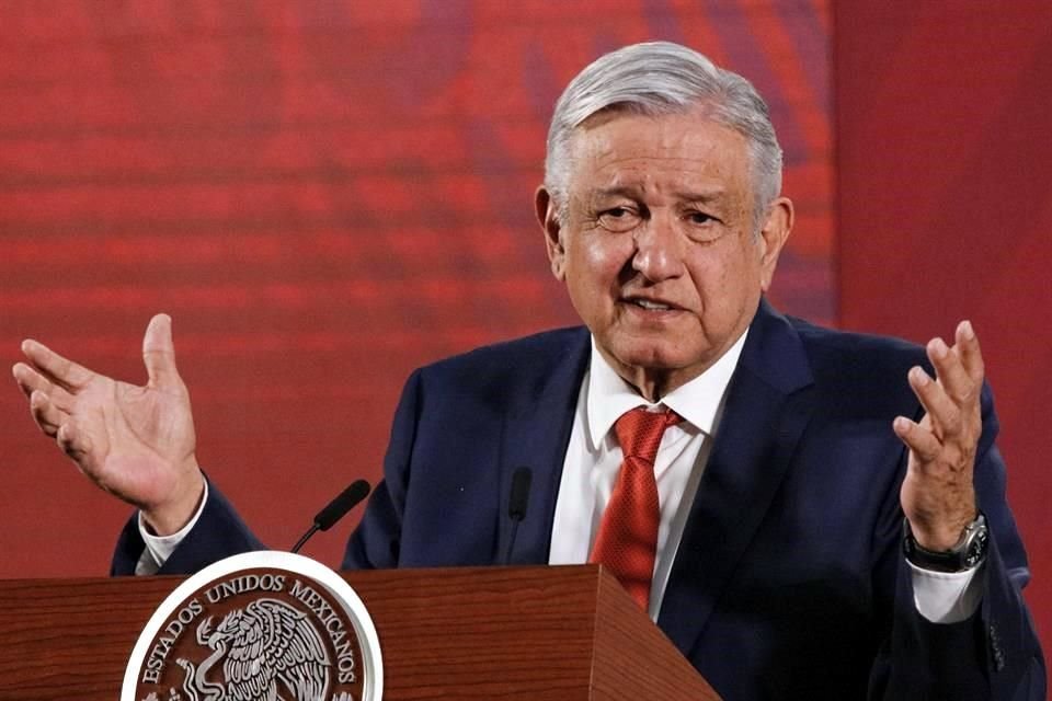 AMLO dijo ayer que no habrá prórroga en el pago de impuestos.